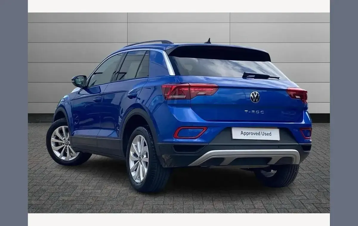 Used VW T-Roc Match 150 HP (110 kW) 2025 Ravenna blue SUV