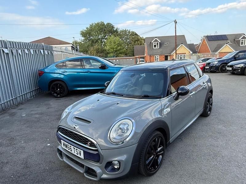 Grey Used 2016 Mini Cooper S Hatch Hatchback | £6,995 (Fair price) - Image 1/4