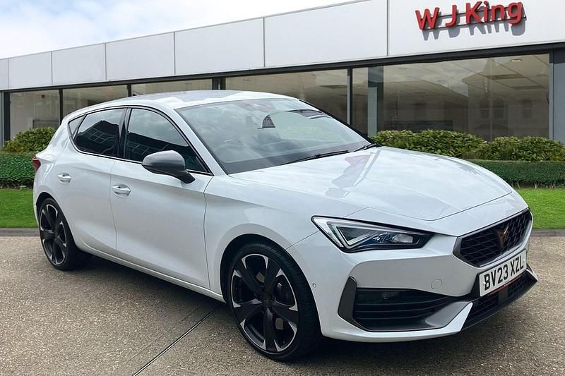 White Used 2023 Cupra Leon VZ2 Hatchback | £22,465 (Fair price) - Image 1/3