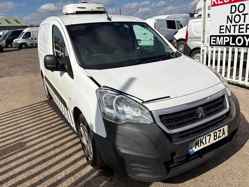 Used Peugeot Partner 2017 White