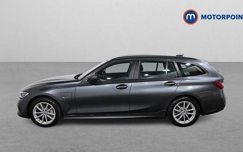 Used BMW 330e 292 HP (214 kW) 2022 Grey Estate