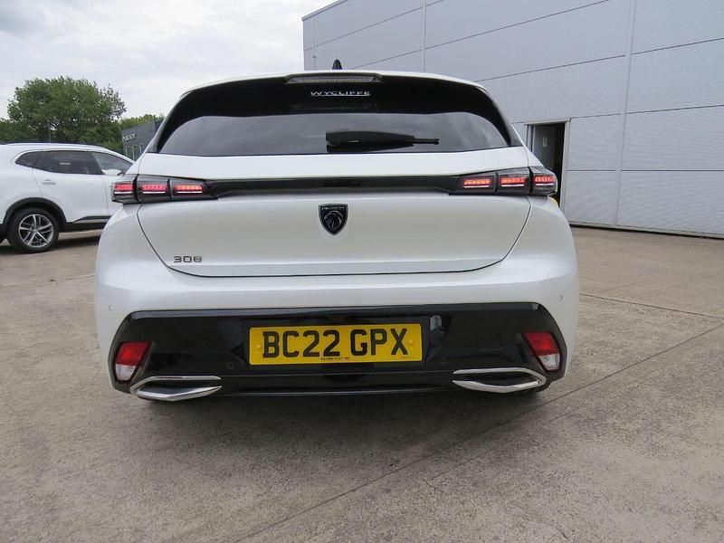 White Used 2022 Peugeot 308 Allure Premium Hatchback | £15,995 (Fair price) - Image 1/4