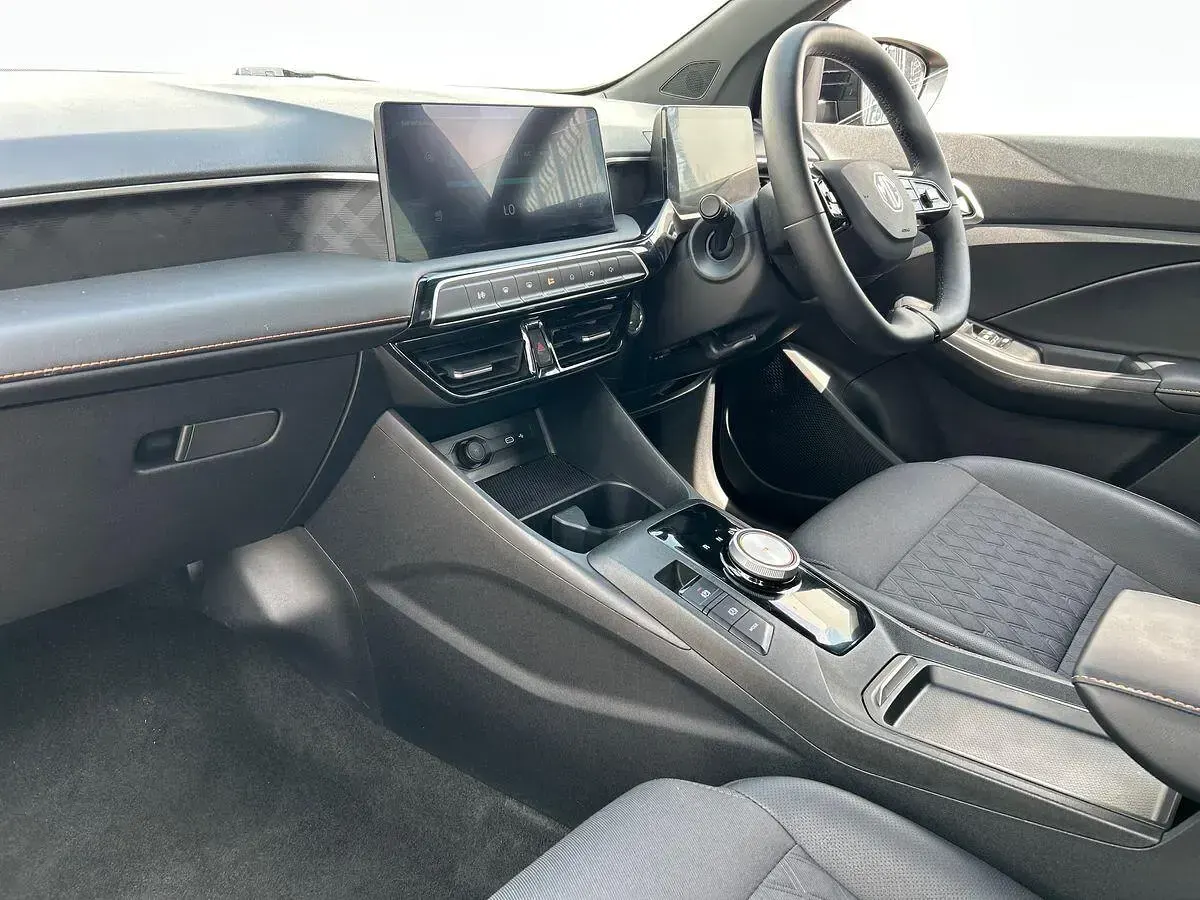 Used MG MG3 Trophy 194 HP (142 kW) 2025 Black Hatchback