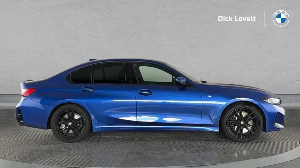 Used BMW 320 M Sport 181 HP (133 kW) 2023 Blue Sedan