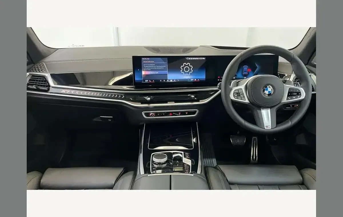 Used BMW X7 M Sport 352 HP (258 kW) 2026 Black SUV