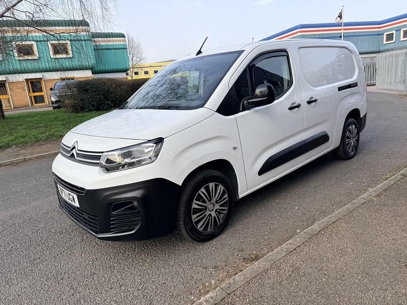 Used Citroën Berlingo 2022 White MPV