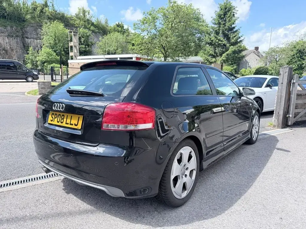 Used Audi S3 Sportback Business 261 HP (191 kW) 2008 Black Hatchback