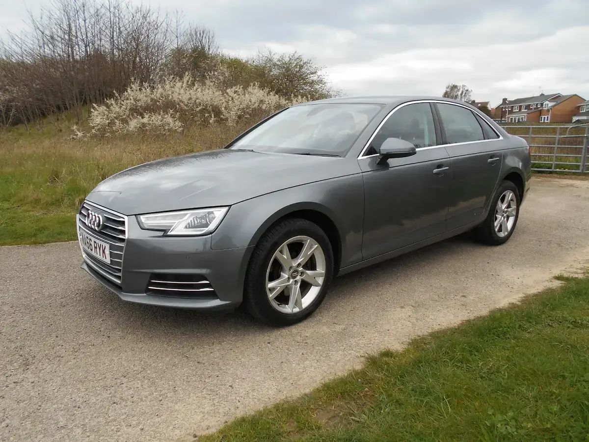 Used Audi A4 Sport 150 HP (110 kW) 2016 Grey Sedan