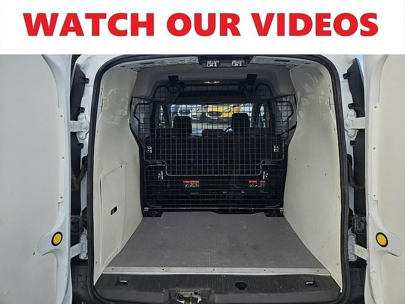 Usado Ford Transit 2023 Blanco Familiar