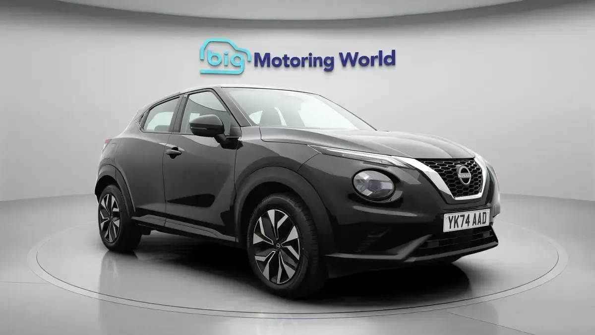 Usado Nissan Juke Acenta Premium 114 HP (83 kW) 2025 SUV