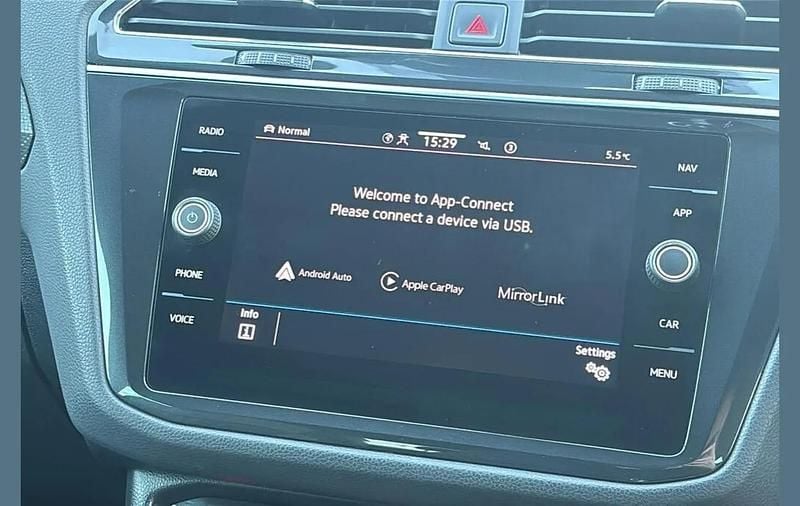 Grey Used 2022 VW Tiguan R-line SUV | £26,999 (Good price) - Image 1/4