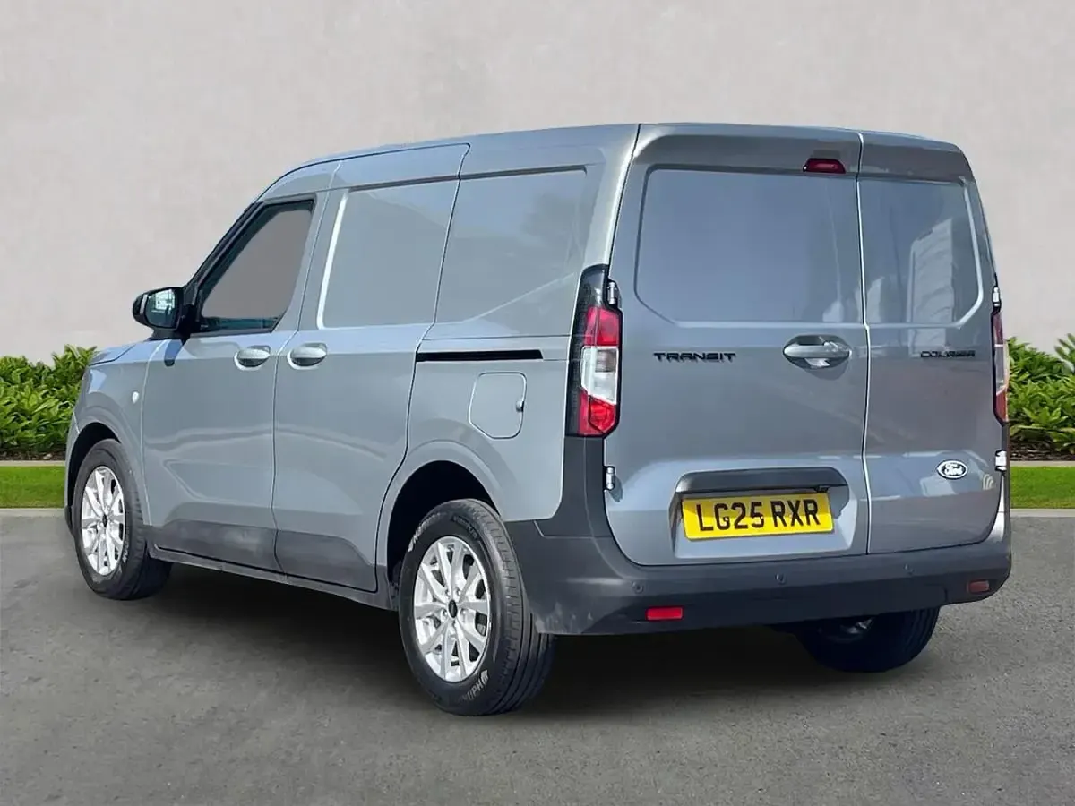 Used Ford Transit Courier 125 HP (91 kW) 2025 Silver Van