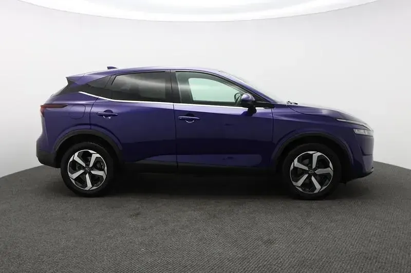 Used Nissan Qashqai N-Connecta 140 HP (102 kW) 2023 Blue SUV