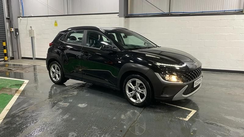 Black Used 2023 Hyundai Kona SE SUV | £13,777 (Fair price) - Image 1/4