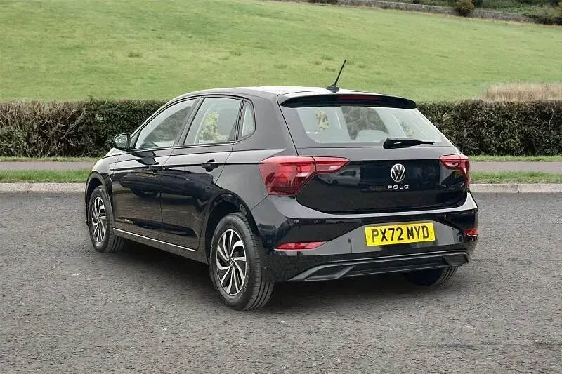 Used VW Polo Life 95 HP (69 kW) 2022 Black Hatchback