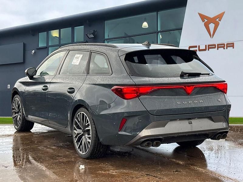 New Cupra Leon VZ2 204 HP (150 kW) 2026 Blue Estate