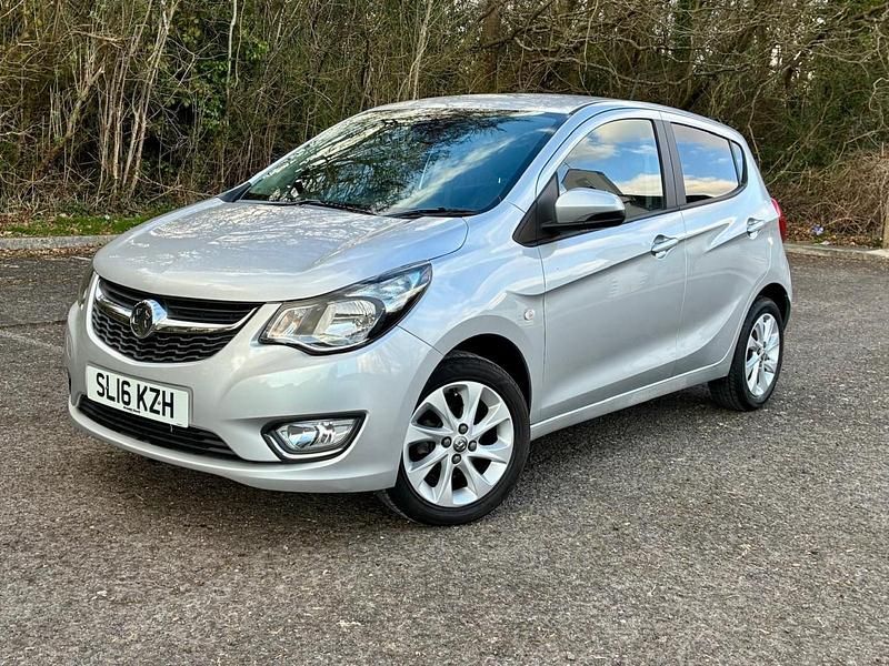 Used Vauxhall Viva 75 HP (55 kW) 2016 Silver Hatchback