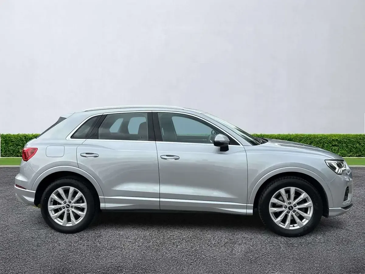 Used Audi Q3 Sport 150 HP (110 kW) 2021 Silver SUV