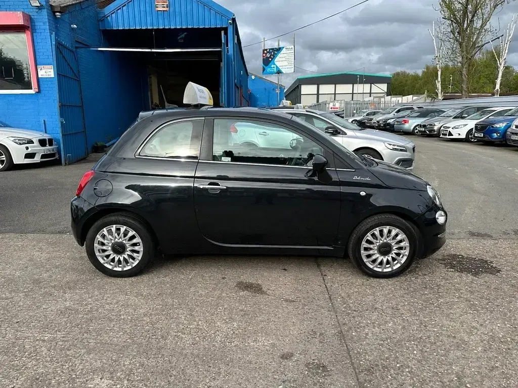 Used Fiat 500 Dolcevita 70 HP (51 kW) 2022 Black Hatchback