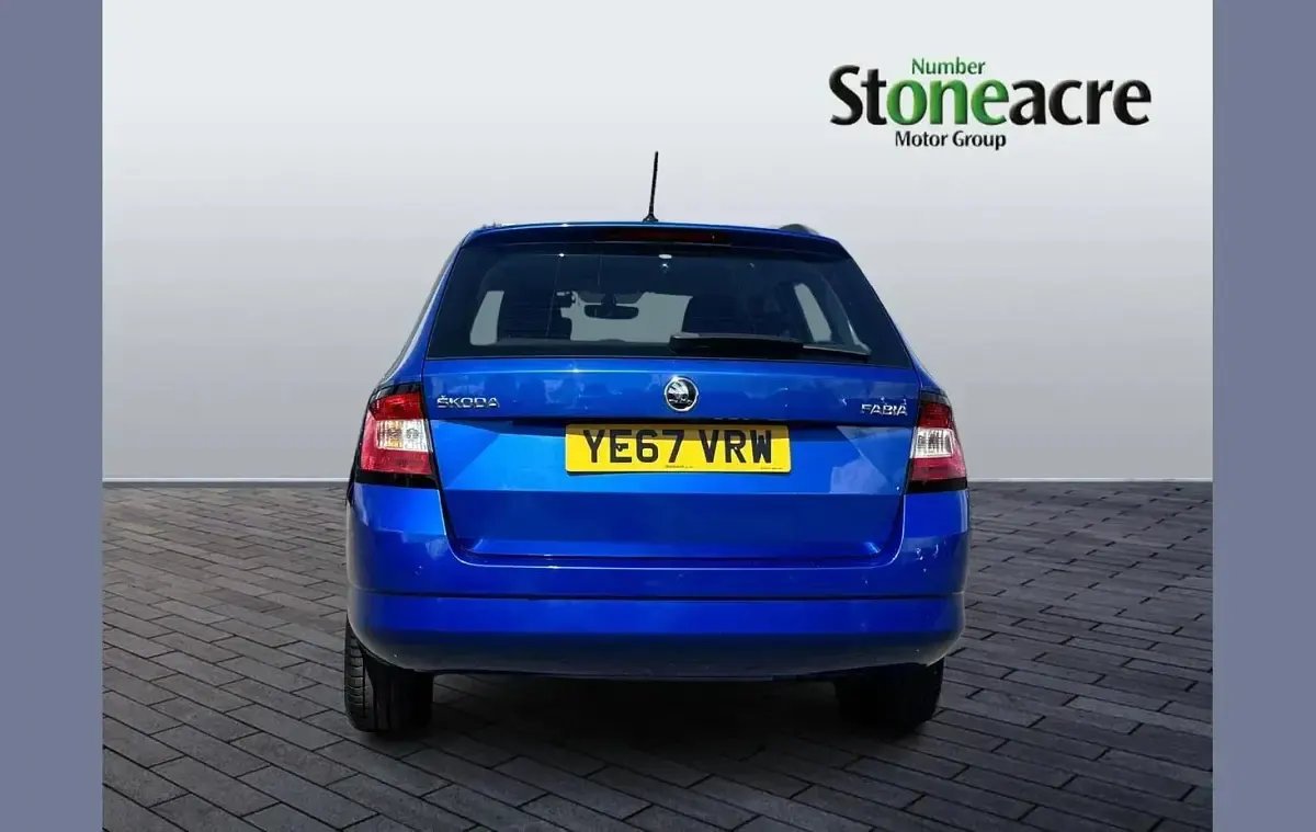 Used Skoda Fabia SE L 108 HP (79 kW) 2017 Blue Estate