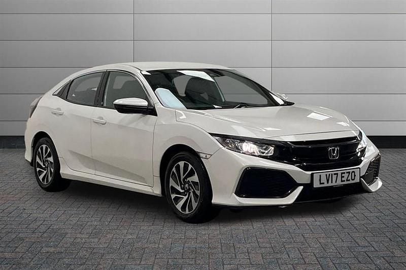 White Used 2017 Honda Civic SE Hatchback | £10,395 (Good price) - Image 1/2