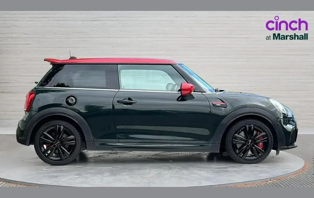 Usado Mini John Cooper Works 231 CV (169 kW) 2022 Verde Utilitario