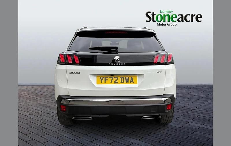 Used Peugeot 3008 Premium 128 HP (94 kW) 2022 White SUV