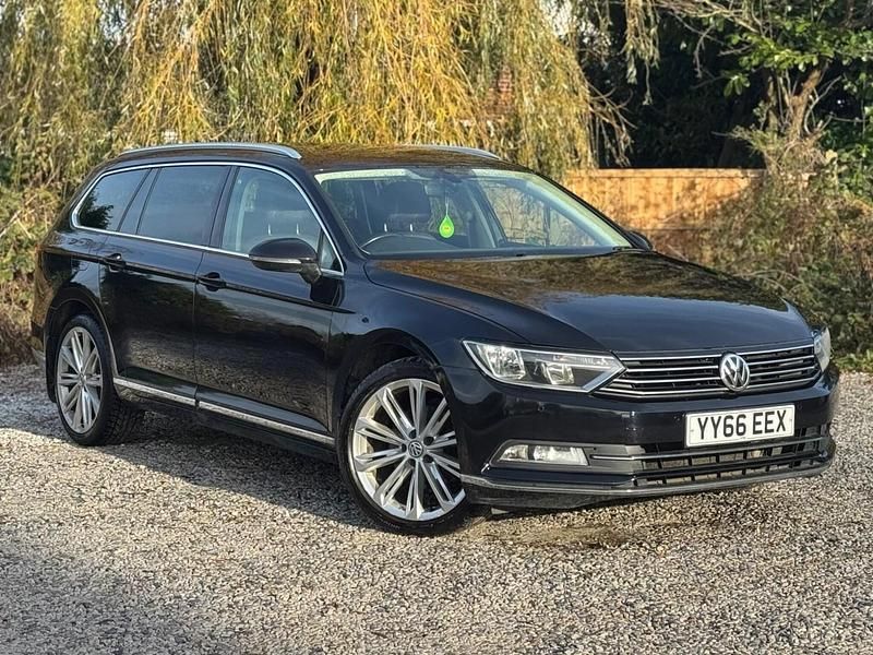 Black Used 2016 VW Passat GT Estate | £8,495 (Good price) - Image 1/3