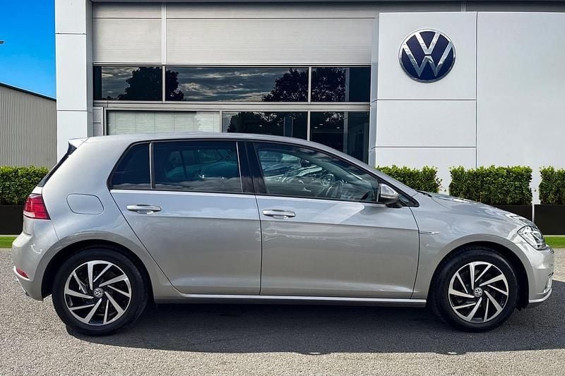 Used VW Golf VII Edition 130 HP (95 kW) 2020 Silver Hatchback