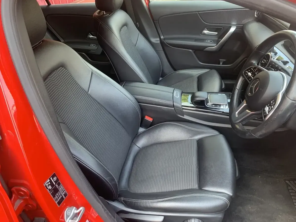 Used Mercedes A180 2018 Red Hatchback