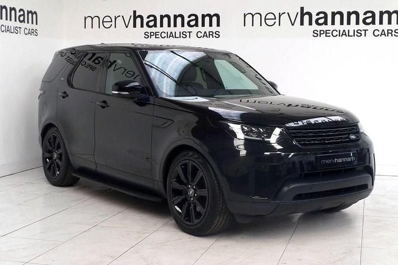 Black Used 2019 Land Rover Discovery 5 SE SUV | £28,990 (Super price) - Image 1/1