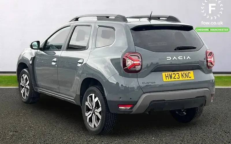 Usado Dacia Duster Journey 130 CV (95 kW) 2023 Gris SUV