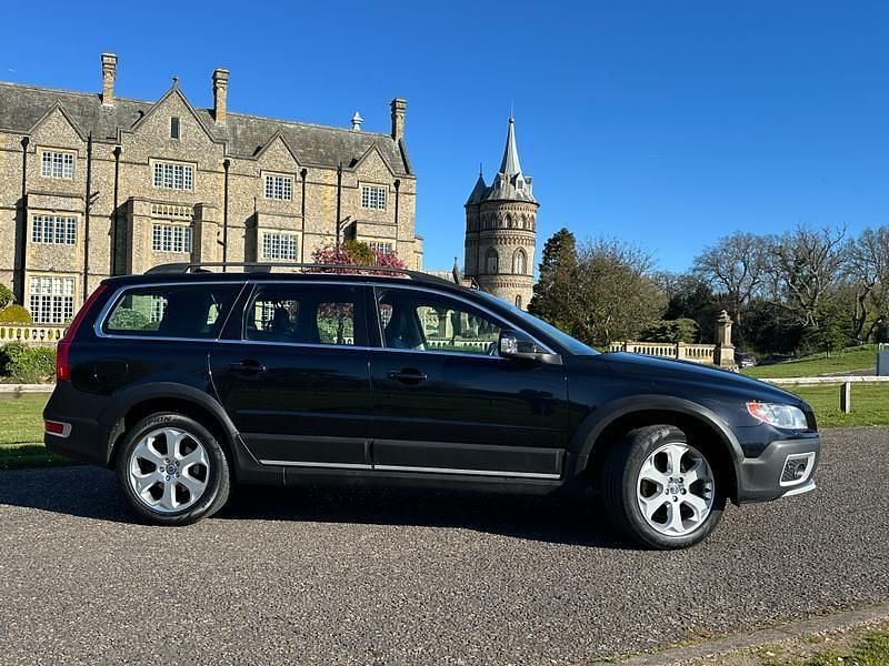 Used Volvo XC70 SE Lux 175 HP (128 kW) 2011 Black Estate