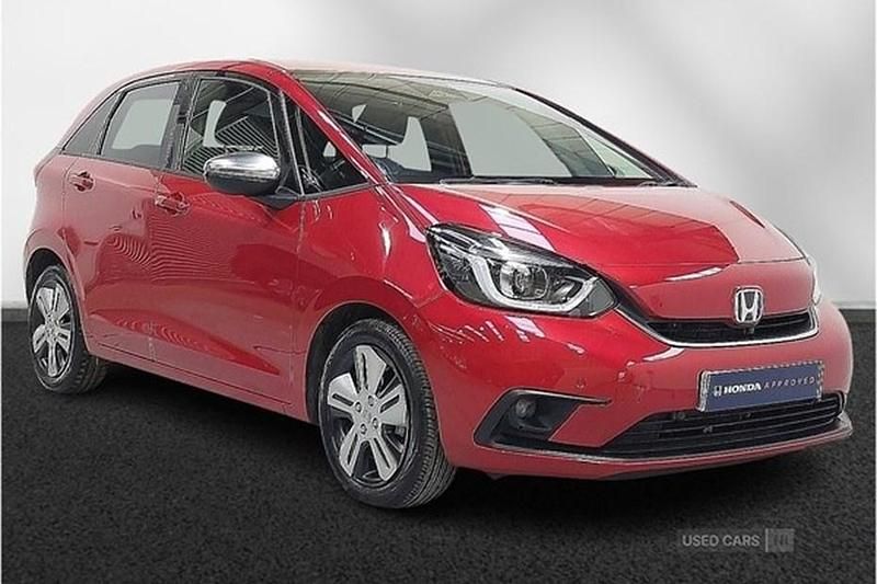 Used Honda Jazz Hybrid 109 HP (80 kW) 2022 Red Hatchback