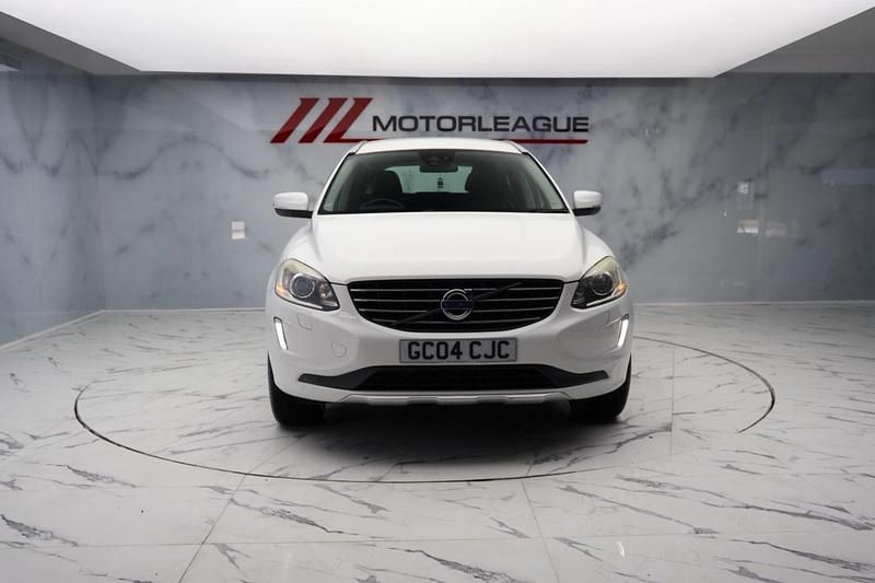 Used Volvo XC60 SE Lux 215 HP (158 kW) 2013 White SUV