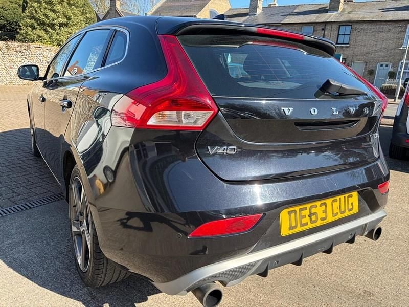 Used Volvo V40 R-Design 2013 Black Hatchback
