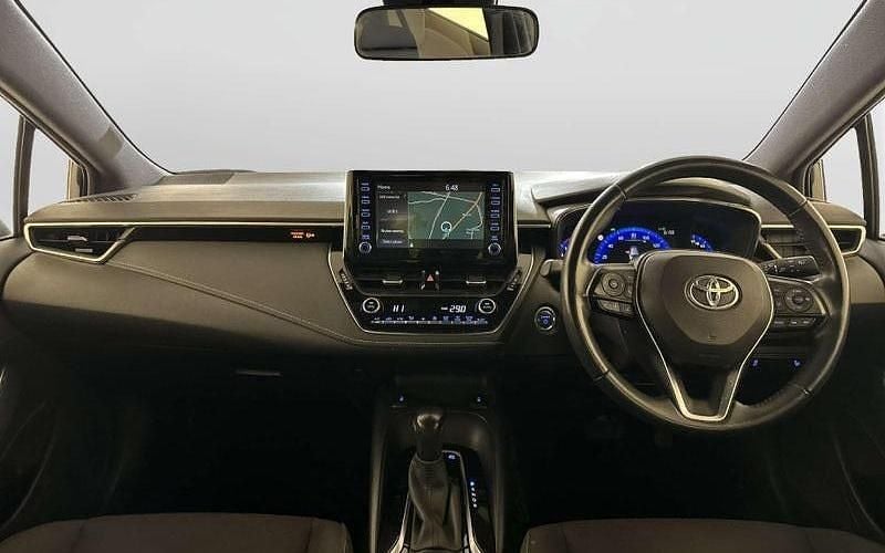 Second-hand Toyota Corolla 122 CP (89 kW) 2022 Break