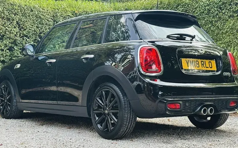 Used Mini Cooper S Hatch 192 HP (141 kW) 2018 Black Hatchback