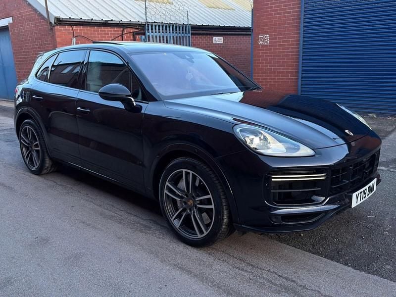 Used Porsche Cayenne Turbo 550 HP (404 kW) 2019 Blue SUV