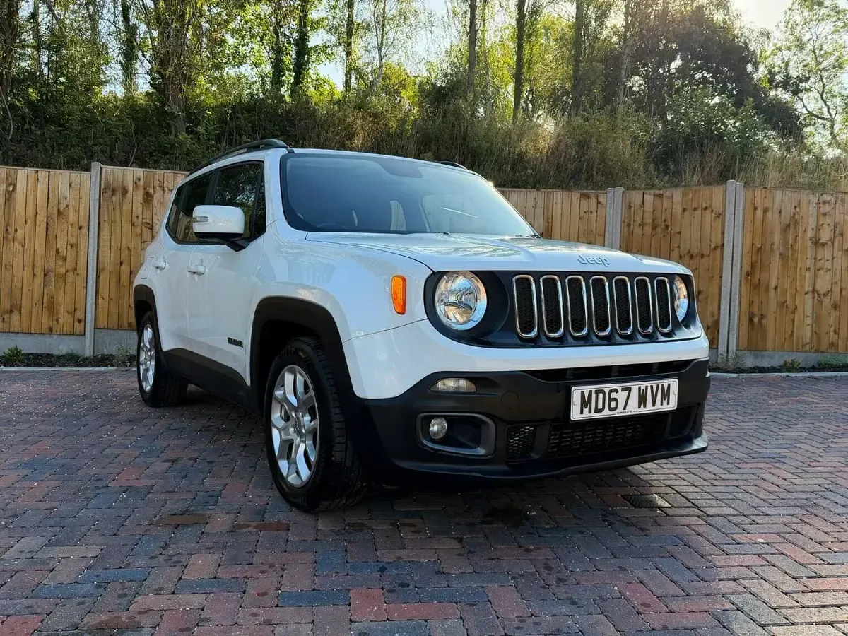 Used Jeep Renegade Longitude 120 HP (88 kW) 2017 White SUV