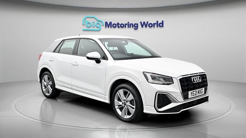 Begagnad Audi Q2 S-Line 109 HK (80 kW) 2021 Vit SUV