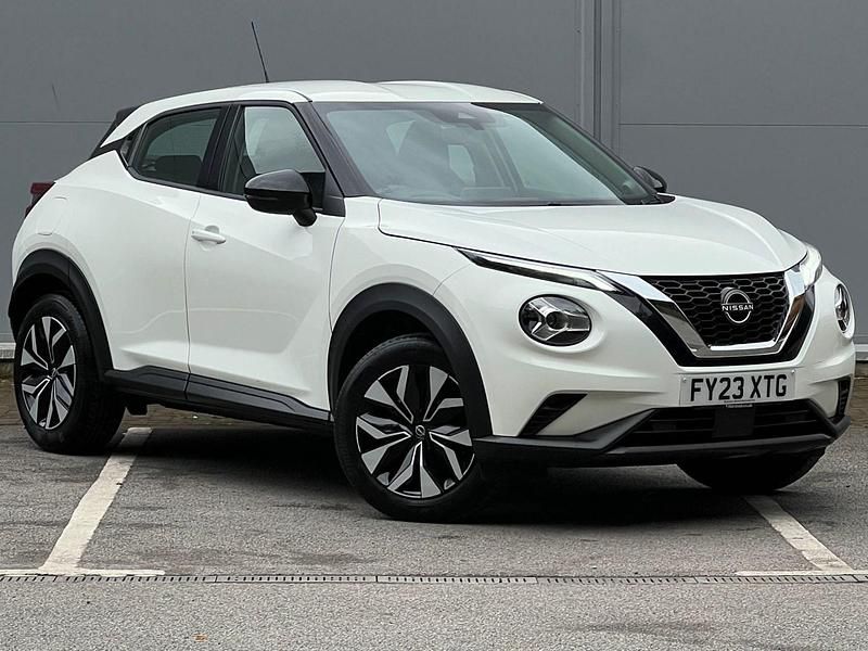 White Used 2023 Nissan Juke Acenta SUV | £12,995 (Good price) - Image 1/4