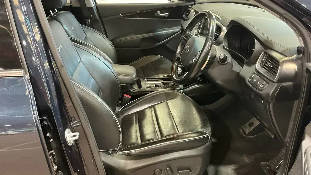 Used Kia Sorento GT-Line 197 HP (144 kW) 2019 Blue SUV