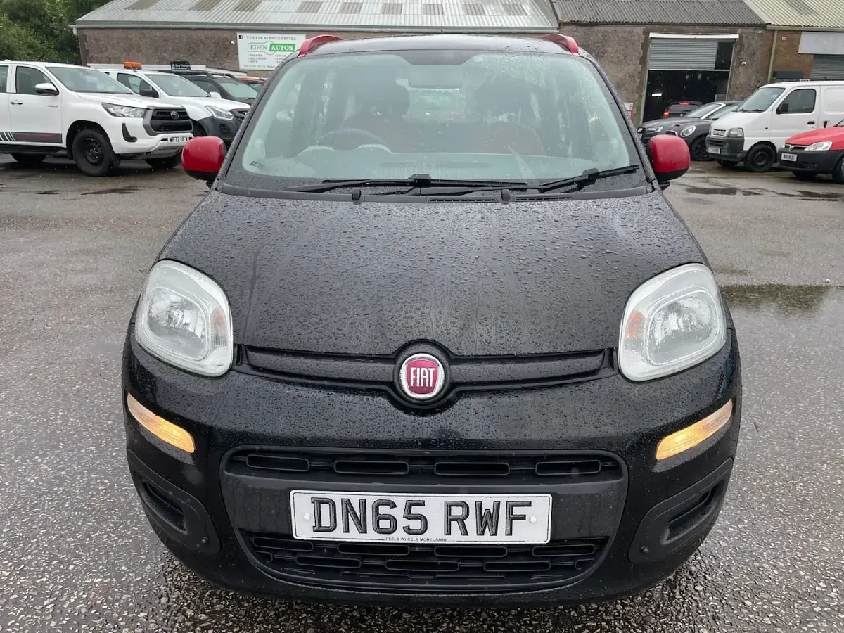 Used Fiat Panda Easy 69 HP (50 kW) 2015 Black Hatchback