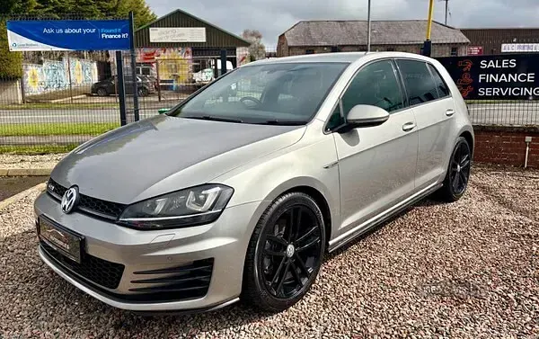 Used VW Golf VII GTD 150 HP (110 kW) 2017 Silver Hatchback
