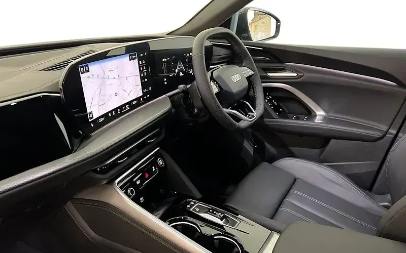 New Audi Q5 S-Line 204 HP (150 kW) 2026 SUV