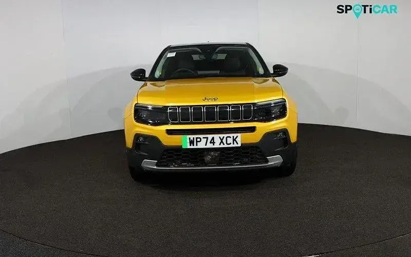 Begagnad Jeep Avenger Summit 114 kW (156 HK) 2024 Gul SUV