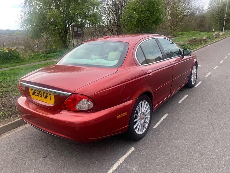Used Jaguar X-type SE 2008 Red Sedan