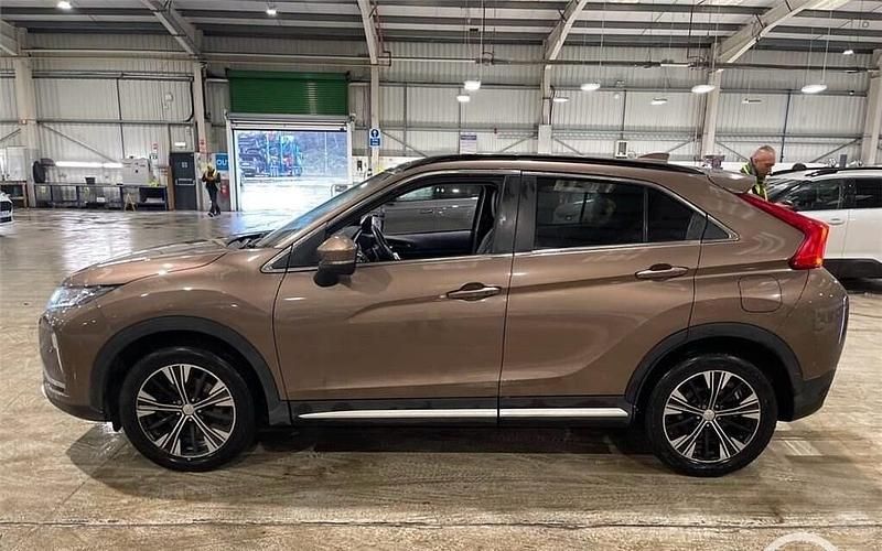 Used Mitsubishi Eclipse 163 HP (119 kW) 2021 Bronze Hatchback