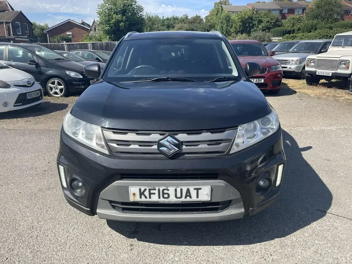Used Suzuki Vitara SZ-T 120 HP (88 kW) 2016 Black SUV